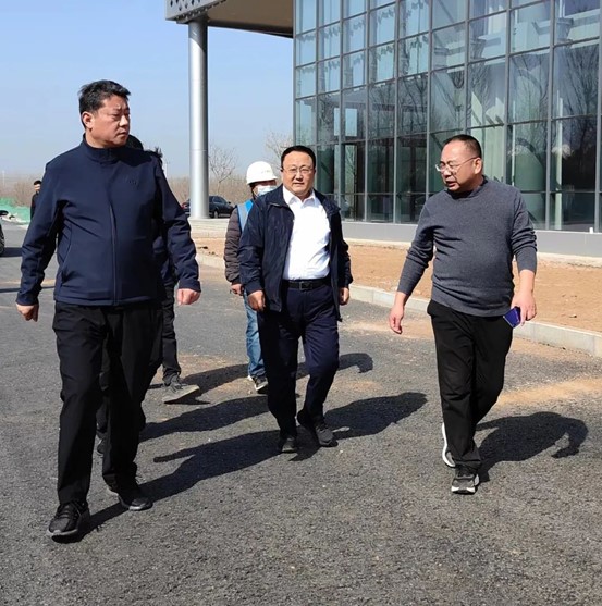 建投集团主要领导突击检查鲲乐湾项目建设情况