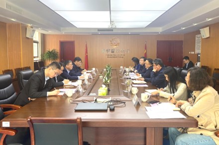 中国进出口银行河北省分行 行长梅建平一行到访邯郸建投集团