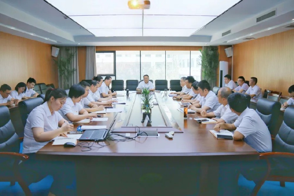 “党课开讲啦”张海红在建投集团第一党支部讲授专题党课